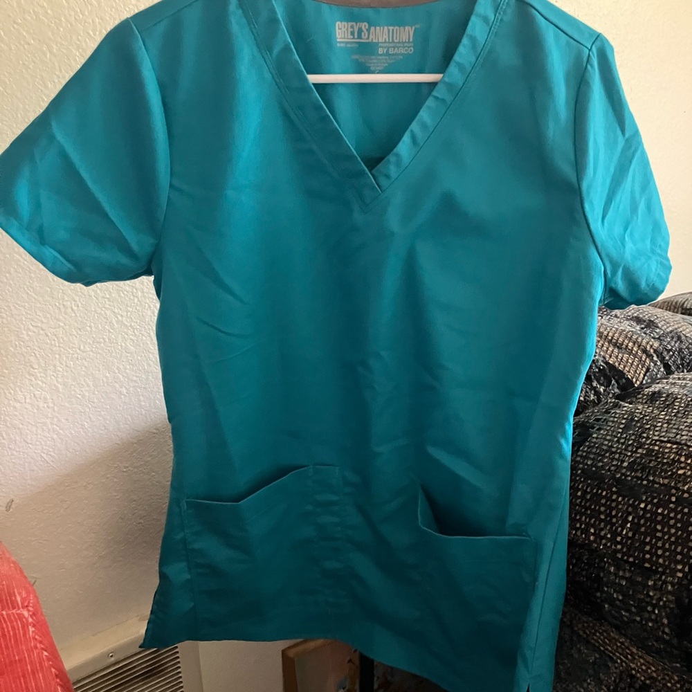 Barco Uniforms Women's Aqua Short Sleeve Top